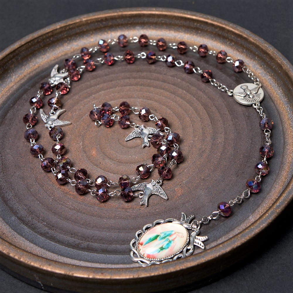 Christianartworkshop Holy Spirit & Our Lady of Grace of 6*8 mm Polyhedron Purple Crystal Alloy Chain Rosary - image 3