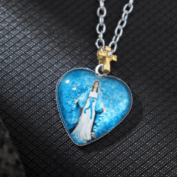 Christianartworkshop Classic Style Heart-shaped Virgin Mary Glass Pendant Necklace - Our Lady - image 1