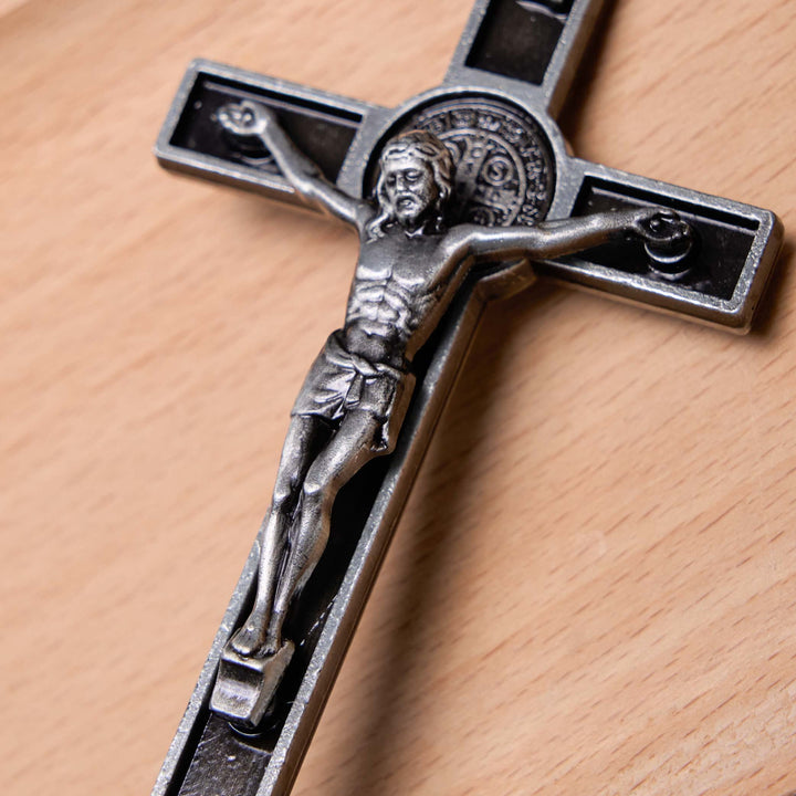 Christianartworkshop Classic Style Silver Bronze Alloy Crucifix Stereoscopic Desktop Ornaments - image 4