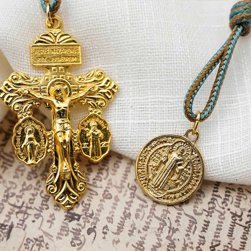 Christianartworkshop St. Benedict Medal & Crucifix of 10 mm Round Golden Olive Wood Nylon Cord Pocket Rosary - image 4