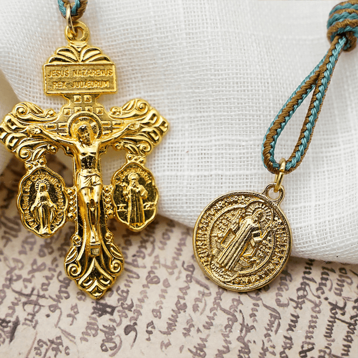 Christianartworkshop St. Benedict Medal & Crucifix of 10 mm Round Golden Olive Wood Nylon Cord Pocket Rosary - image 4
