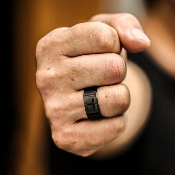 Christianartworkshop Eternal Faith Open-Work Cross Ring—A Symbol of Divine Connection