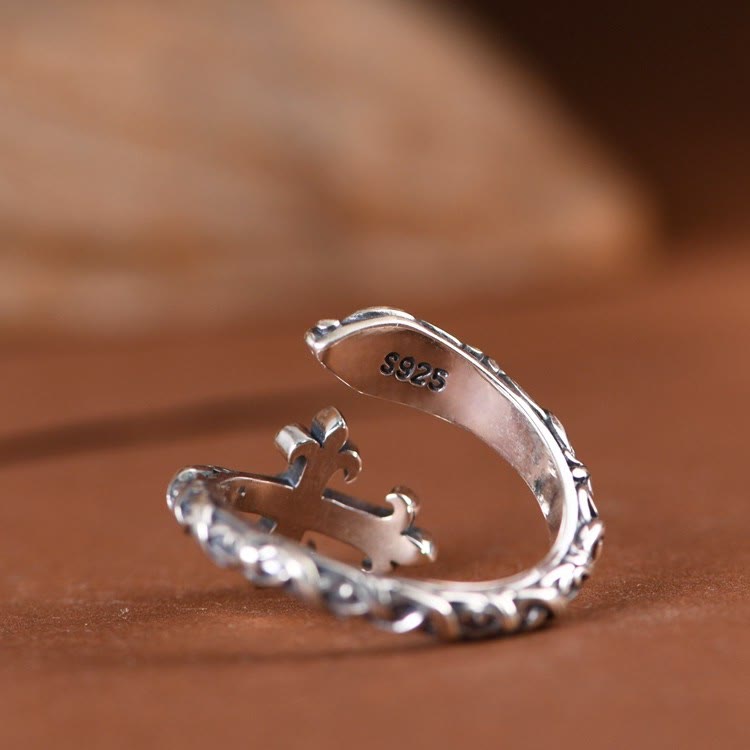 Christianartworkshop Retro 925 Silver Cross Ring with Delicate Vine Engravings: Pure Expression of Faith - image 6