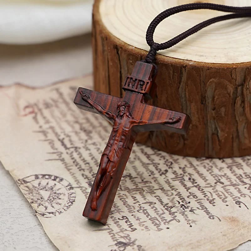 Christianartworkshop FAITH AS YOUR ARMOR: Jesus Crucifix Wooden Necklace - image 5
