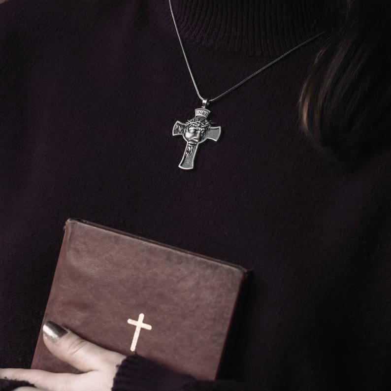 Christianartworkshop Jesus Cross Jewelry Necklace