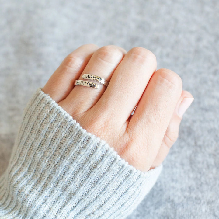 Christianartworkshop Faith-Over Fear: Minimalist Christ Bible Ring - image 3