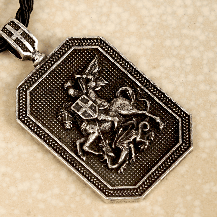 Christianartworkshop Classic Style Saint George and the Dragon Pendant Protection Prayer Necklace
