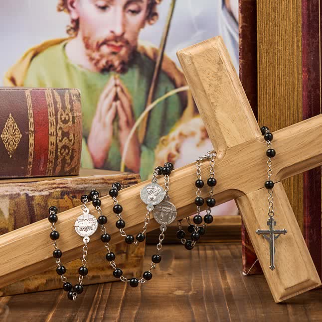 Christianartworkshop Crucifix & Our Lady of 8mm Pearl Prayer Beads Rosary (3 Colors)