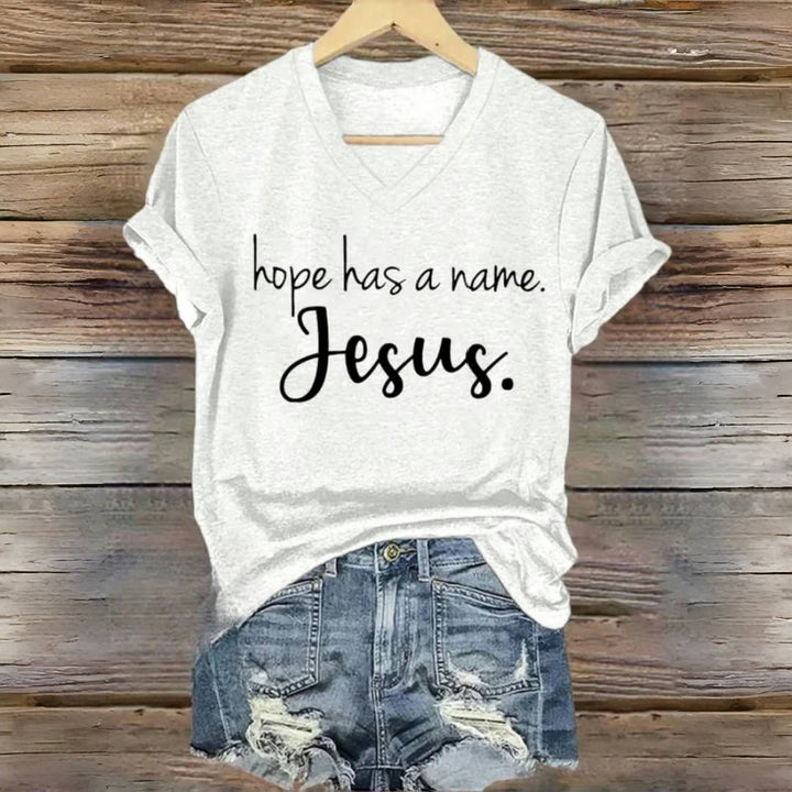 Christianartworkshop Hope Has A Name Jesus Print V-Neck T-shirt - White - 4XL - image 3