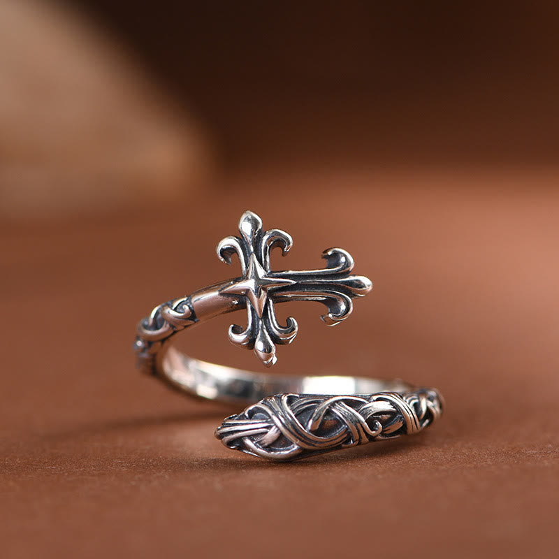 Christianartworkshop Retro 925 Silver Cross Ring with Delicate Vine Engravings: Pure Expression of Faith - 925 Sterling Silver - image 0