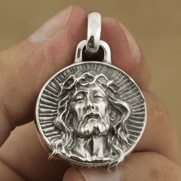 Christianartworkshop 925 Sterling Silver Jesus Crown of Thorns Sacred Necklace - image 4