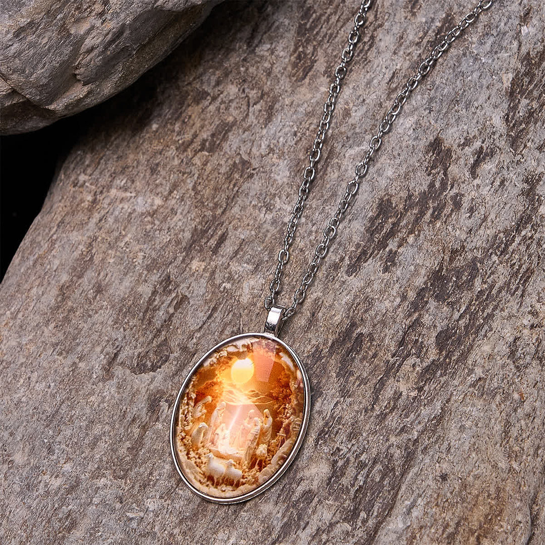 Christianartworkshop Glass Nativity Scene Pendant Necklace - image 3