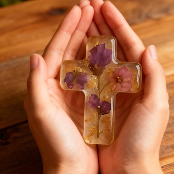 Christianartworkshop Angel & Cross Pray Ornament (With Card): Tender Devotion for Quiet Moments - image 1