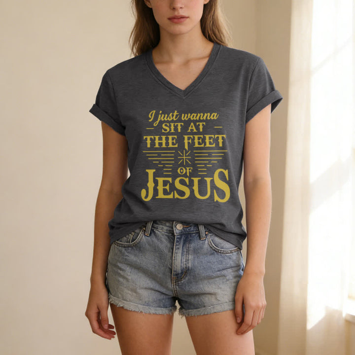 Christianartworkshop I Just Wanna Sit At The Feet of Jesus Print V-Neck T-shirt - image 7