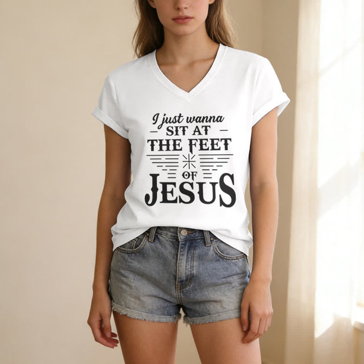 Christianartworkshop I Just Wanna Sit At The Feet of Jesus Print V-Neck T-shirt - image 5