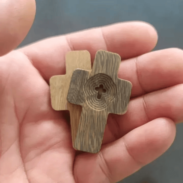 Christianartworkshop Green Sandalwood Cross Pendant Necklace with Central Cutout: A Symbol of Natural Grace - image 2