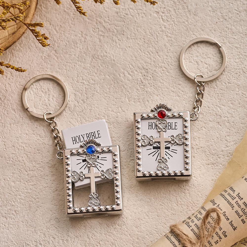 Christianartworkshop Hollow Heart-Cross Framed Mini Bible Keychain with Top Inlaid Zircon: A Symbol of Sacred Heavenly Promise - image 2