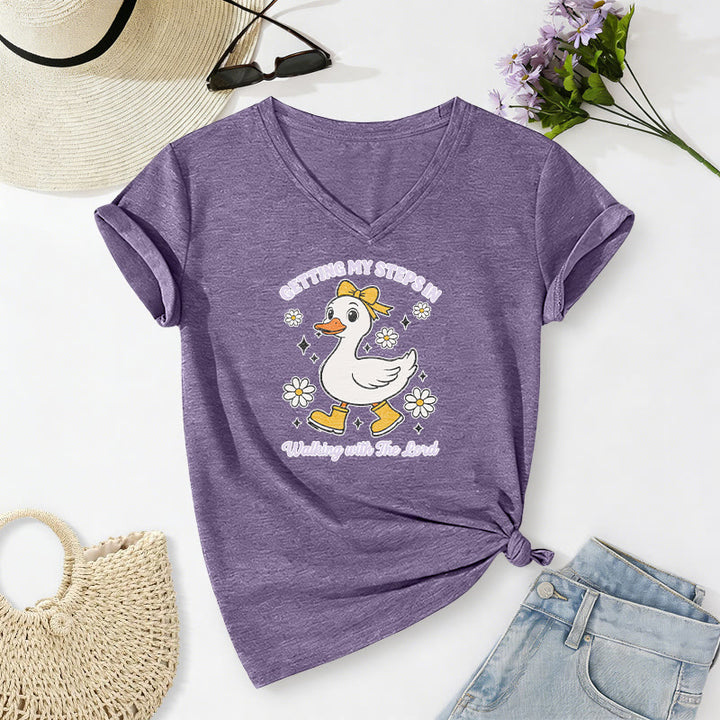 Christianartworkshop Getting My Steps In Walking With The Lord Cartoon Duck Daisy Casual V-neck T-shirt - Purple - 2XL - image 0