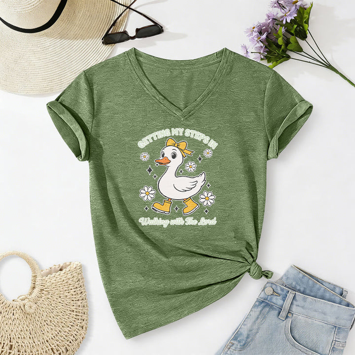 Christianartworkshop Getting My Steps In Walking With The Lord Cartoon Duck Daisy Casual V-neck T-shirt - Olive Green - 2XL - image 14