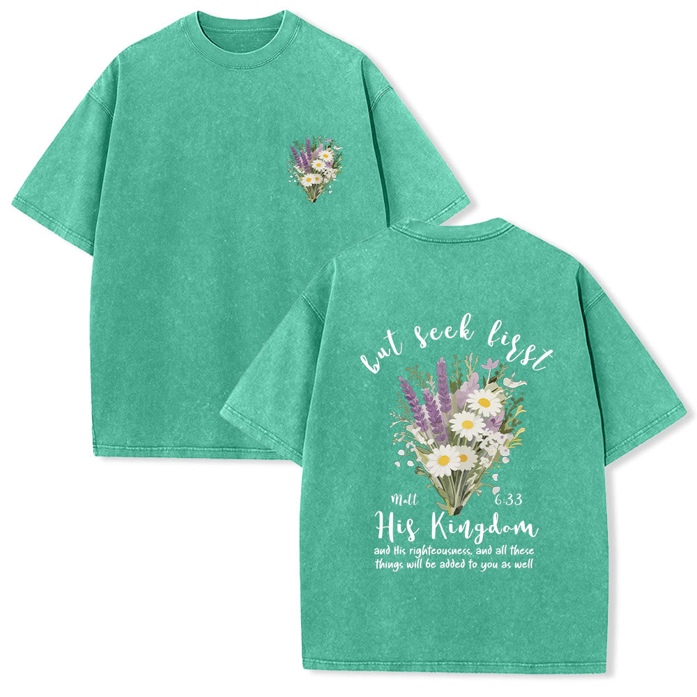 Christianartworkshop Tiny Lavender Daisy Bouquet Large Back Floral Arrangement Inspirational Verse Washed T-Shirt - Green - 5XL - image 6