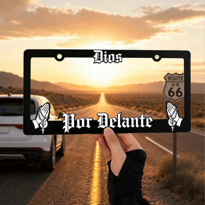 Christianartworkshop Dios Por Delante License Plate Frame with Praying Hands: Token Of Peaceful Daily Spiritual Serenity - 12.24"*6.26"*0.31"/31.1cm*15.9cm*0.8cm (Standard 6"x12" US plate size) - image 0